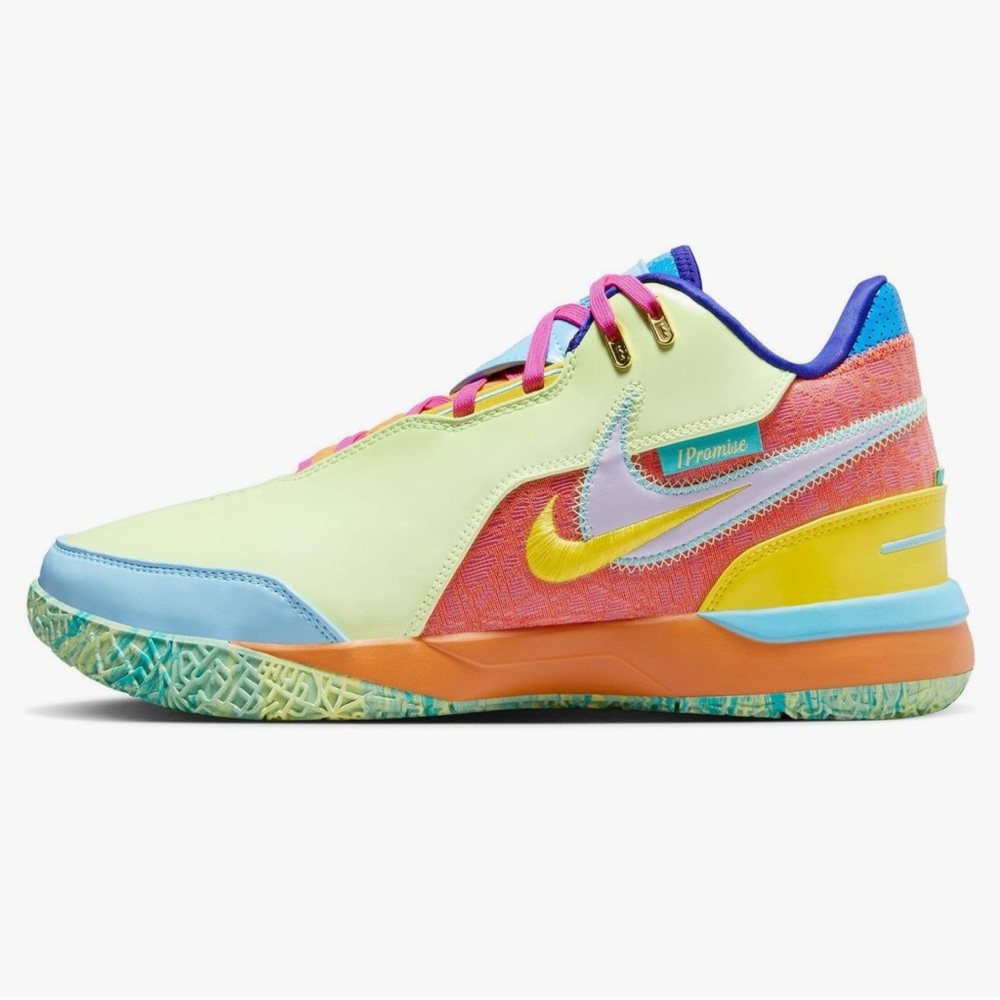 Nike LeBron 20 Men’s Basketball, size 8